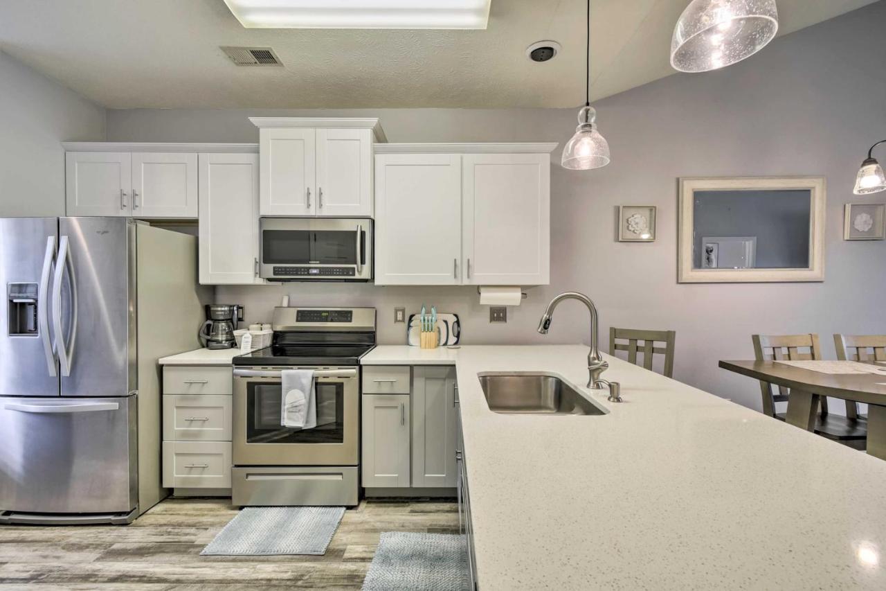 Lovely Myrtle Beach Condo With Community Pool! エクステリア 写真