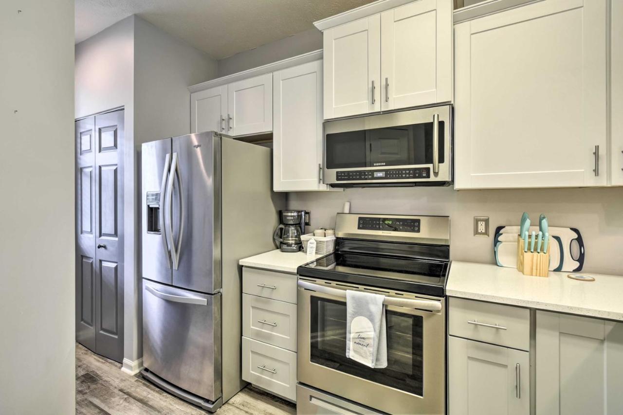 Lovely Myrtle Beach Condo With Community Pool! エクステリア 写真