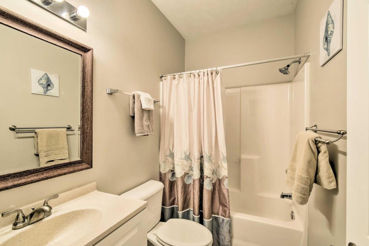 Lovely Myrtle Beach Condo With Community Pool! エクステリア 写真